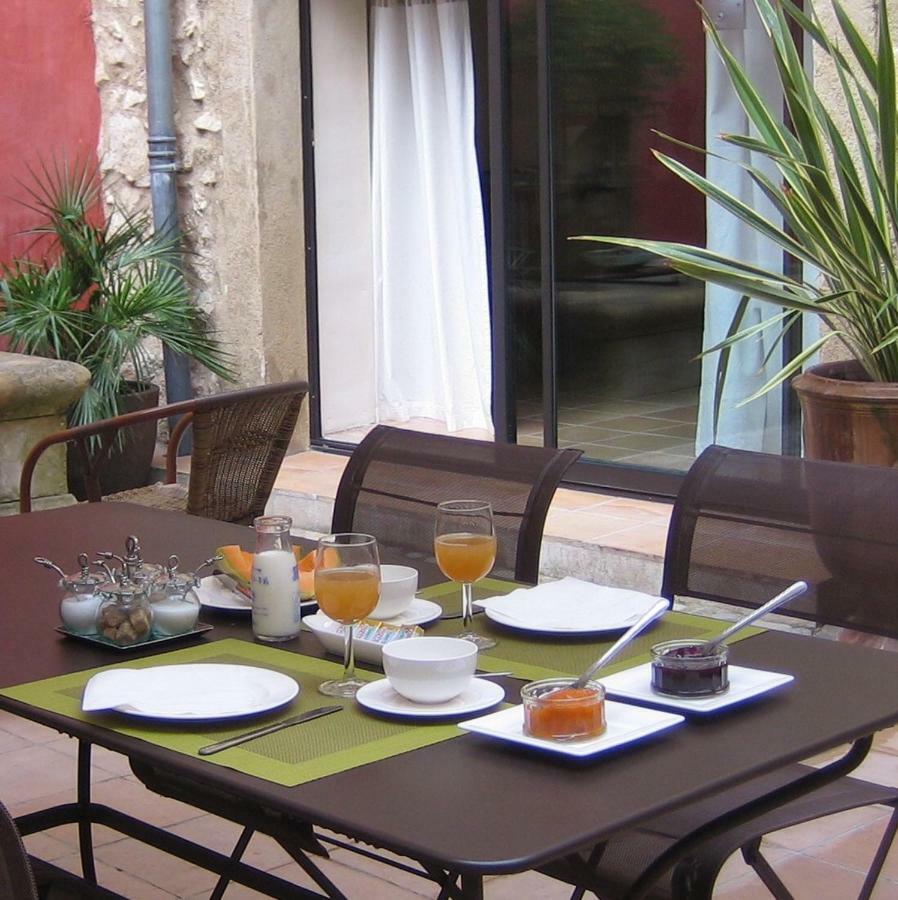 B&B Villa Des Muses ลาโรคด็องเตรง ภายนอก รูปภาพ